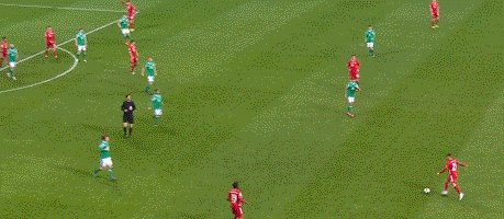 1615652510090009122.gif 中欧体育-【德甲】莱万三中框+破门 穆勒两助攻 拜仁3比1客胜